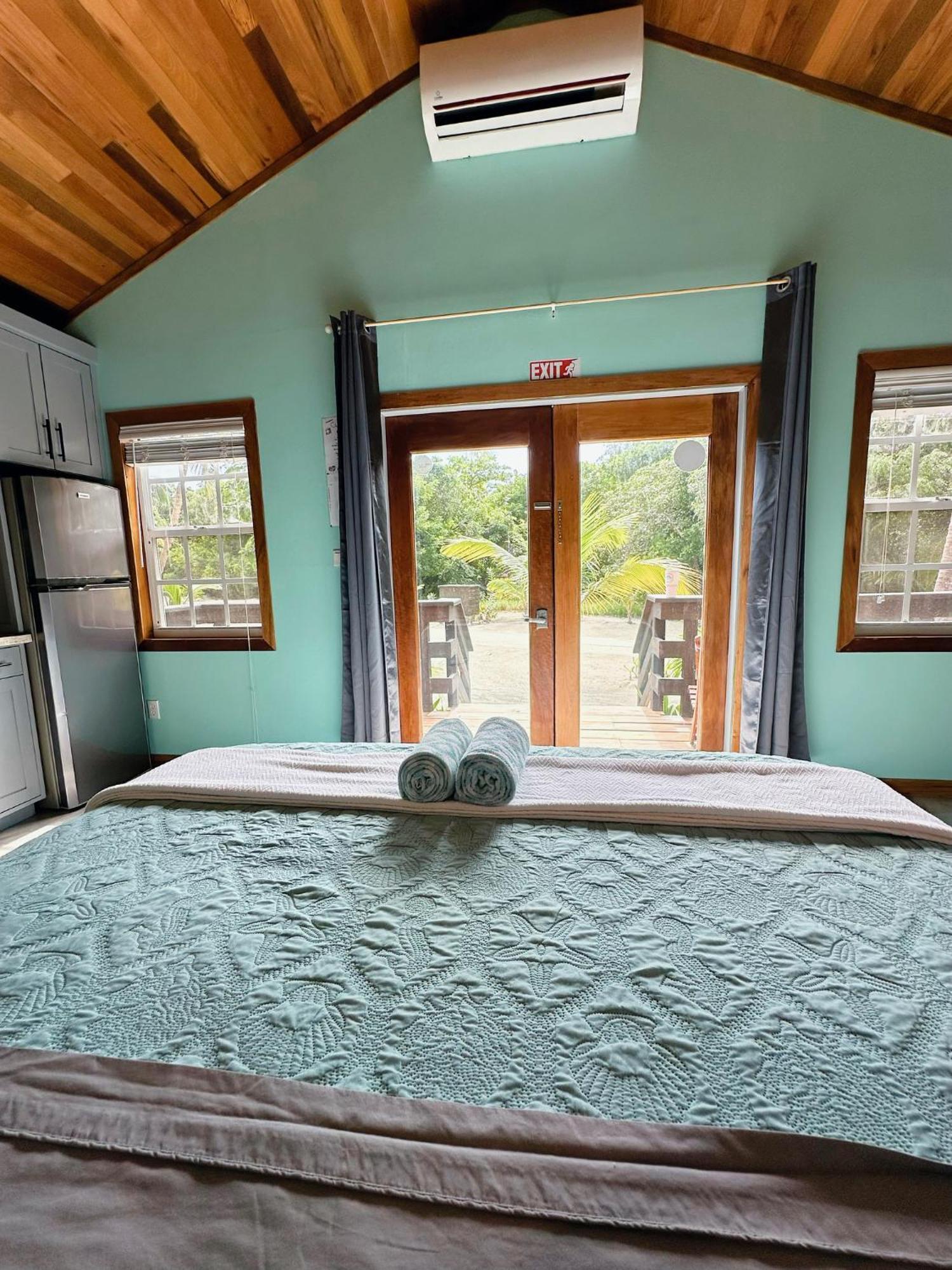 Mangata Villas Adults Only San Pedro  Ngoại thất bức ảnh